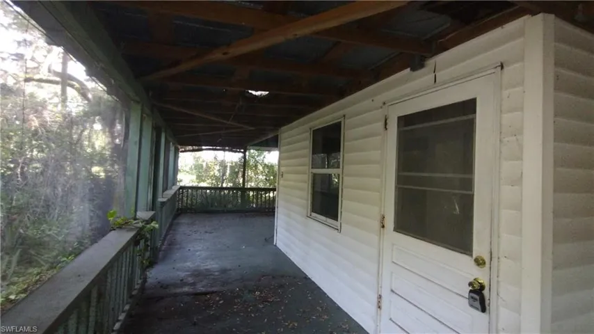 Laundry Room Entry
