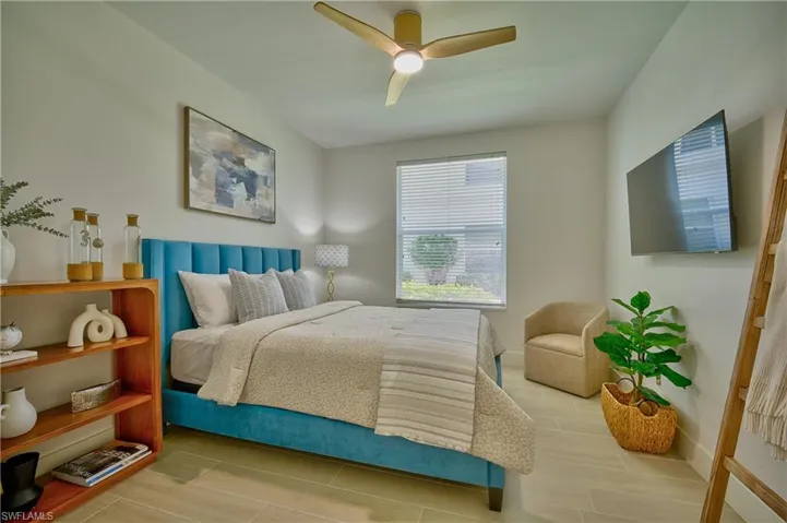 7846 Gardner Dr 102, Naples, Florida 34109