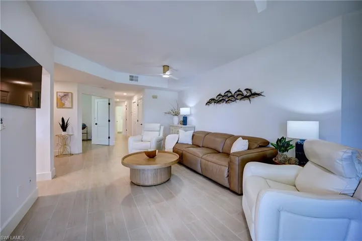 7846 Gardner Dr 102, Naples, Florida 34109