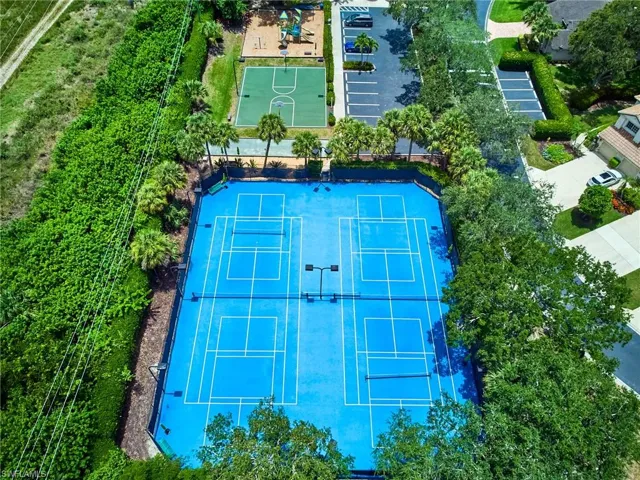 7846 Gardner Dr 102, Naples, Florida 34109