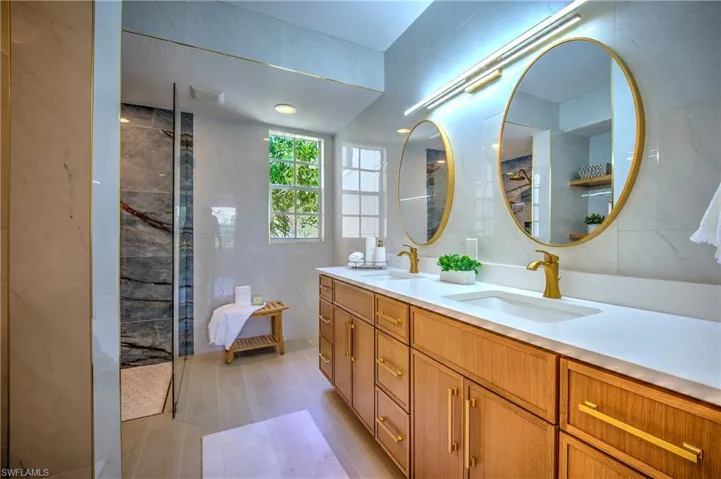 7846 Gardner Dr 102, Naples, Florida 34109