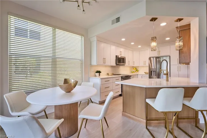 7846 Gardner Dr 102, Naples, Florida 34109
