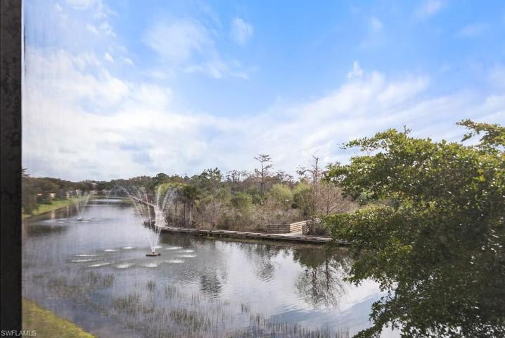 8529 Via Lungomare CIR # 201, ESTERO FL 33928