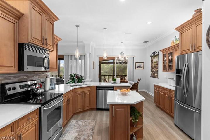 8529 Via Lungomare CIR # 201, ESTERO FL 33928