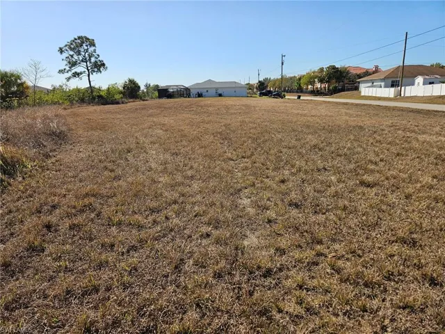 2621 NE 19th  AVE, Cape Coral, FL 33909