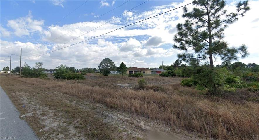 3707  32nd SW ST, LEHIGH ACRES, FL 33976