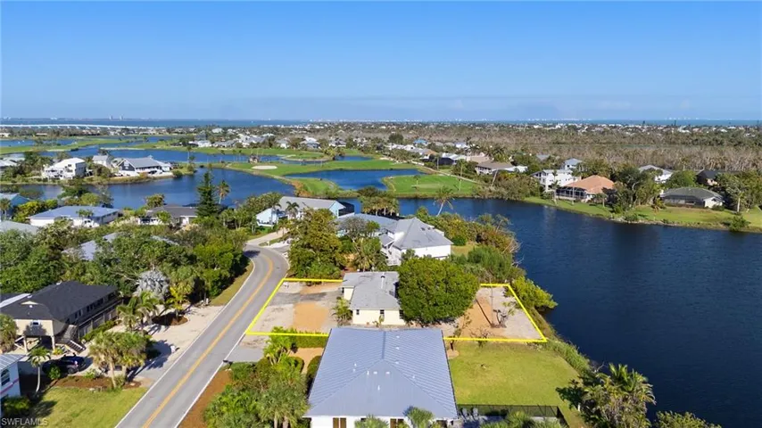 Aerial View/Lake Views