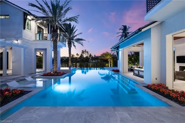616 Bougainvillea Rd, Naples, Florida 34102