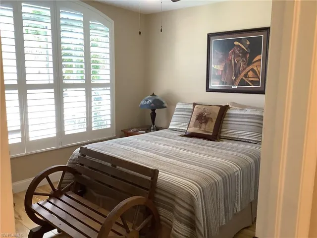 Guest bedroom