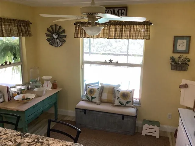 Breakfast Nook