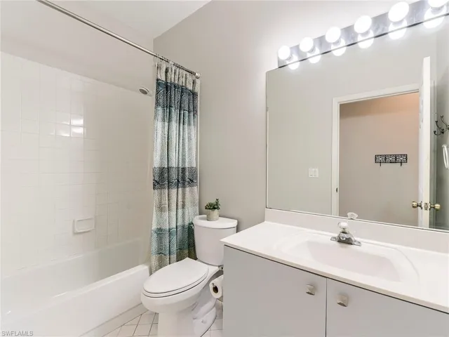 8529 Fairway Bend Dr, Estero, Florida 33967