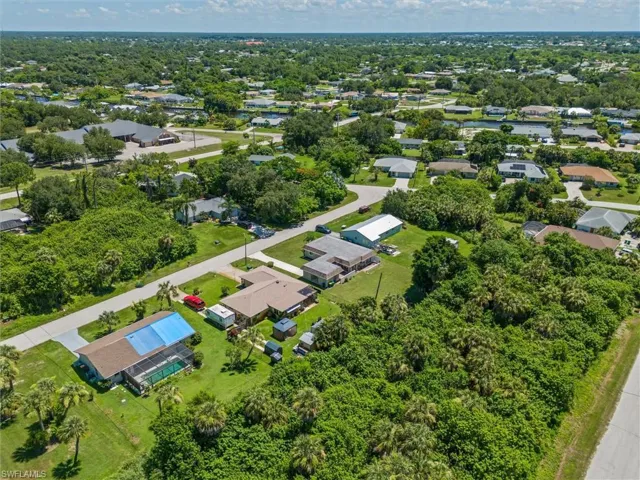 18579 Robinson Ave, Port Charlotte, Florida 33948