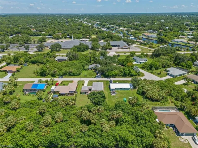 18579 Robinson Ave, Port Charlotte, Florida 33948