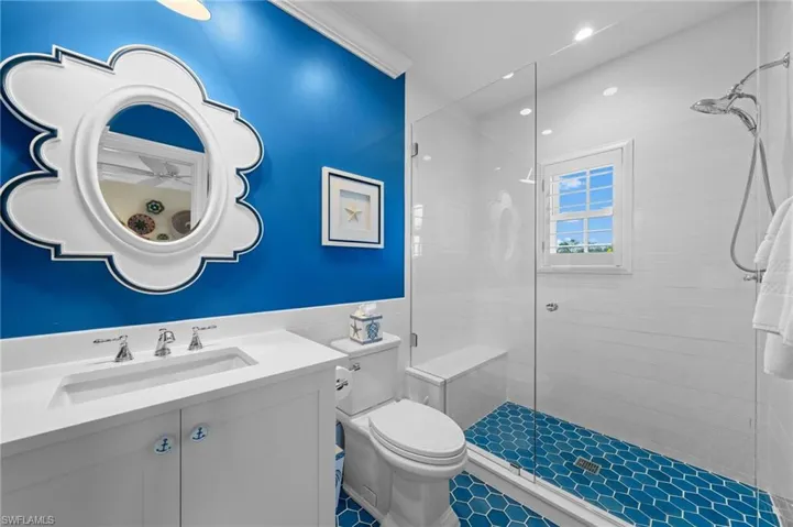 Ensuite Bath Guest Room