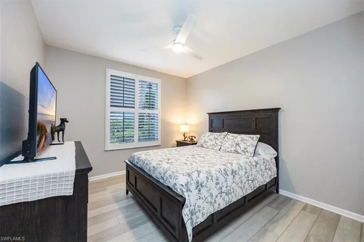 7701  Gardner  DR, Naples, FL 34109