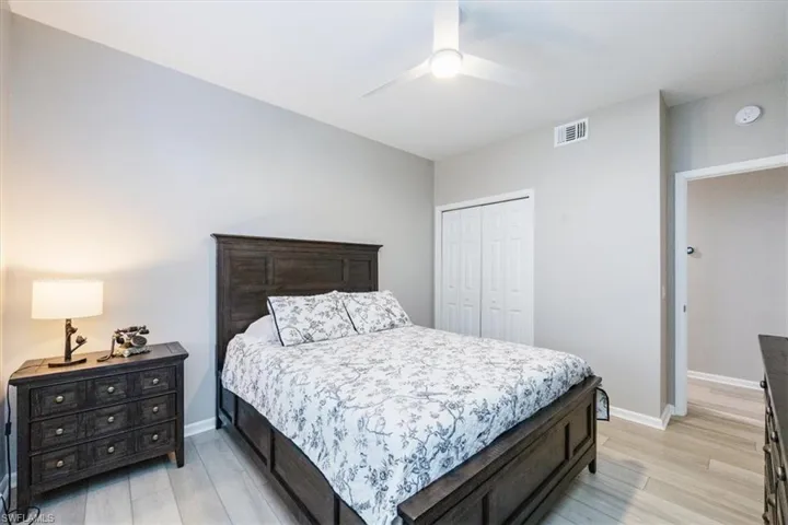 7701  Gardner  DR, Naples, FL 34109