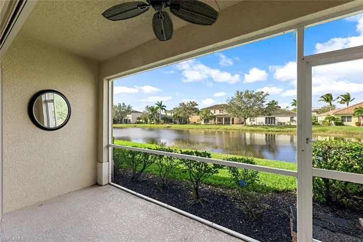 1302 Weeping Willow Ct, Cape Coral, Florida 33909