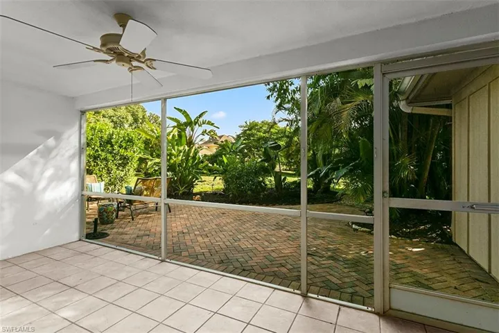1201  Solana  RD, Naples, FL 34103