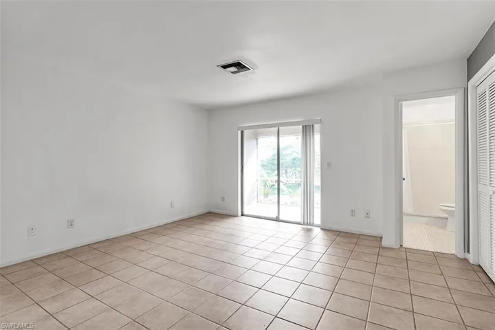 1201  Solana  RD, Naples, FL 34103