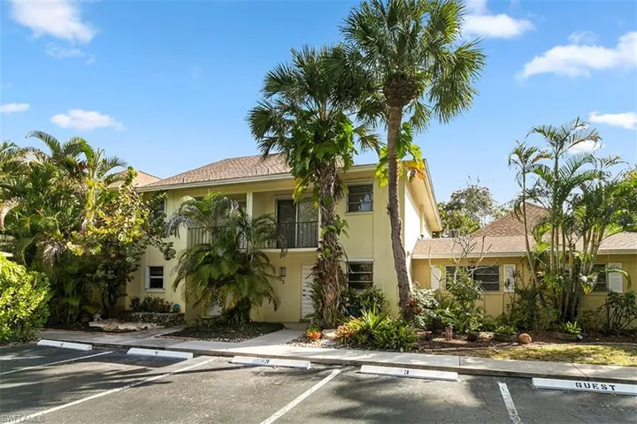 1201  Solana  RD, Naples, FL 34103