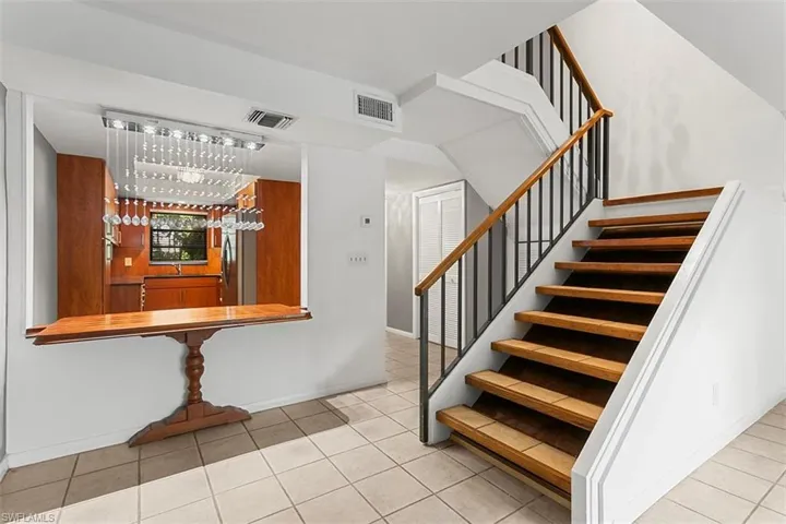 1201  Solana  RD, Naples, FL 34103
