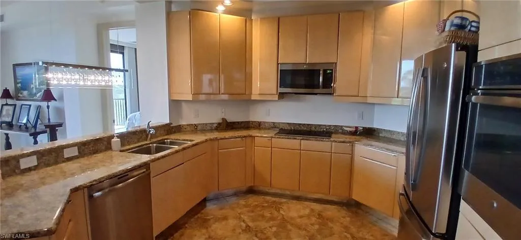 14350  Riva Del Lago  DR, Fort Myers, FL 33907