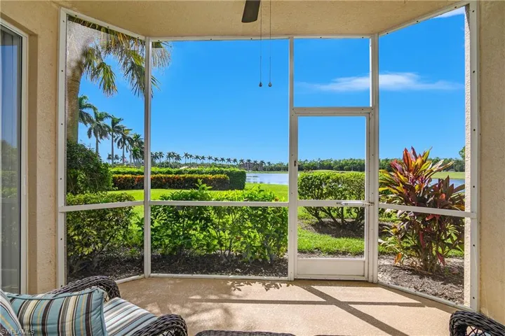 9185  Michael  CIR, Naples, FL 34113