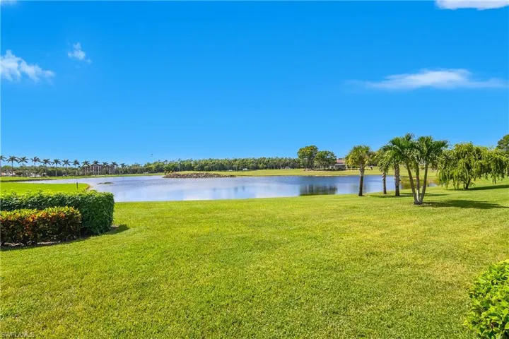 9185  Michael  CIR, Naples, FL 34113