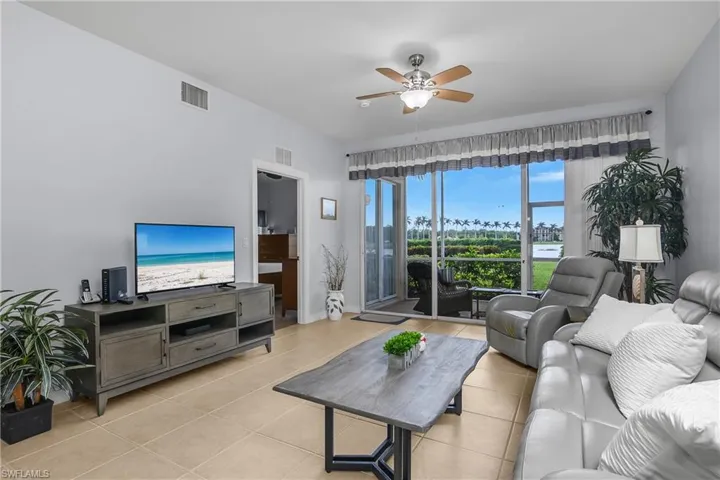 9185  Michael  CIR, Naples, FL 34113