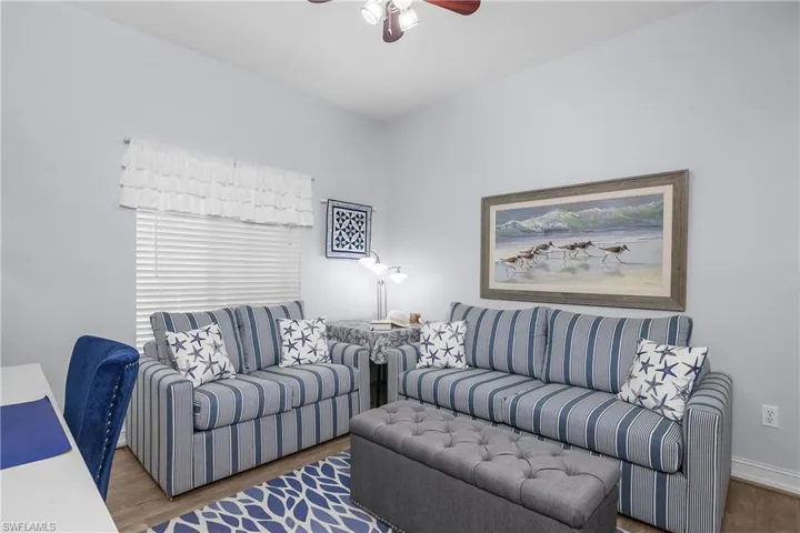 Bedroom 2/Office