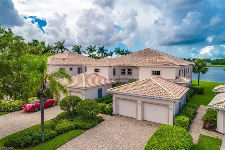 9185  Michael  CIR, Naples, FL 34113