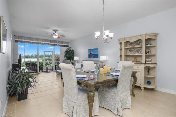 9185  Michael  CIR, Naples, FL 34113