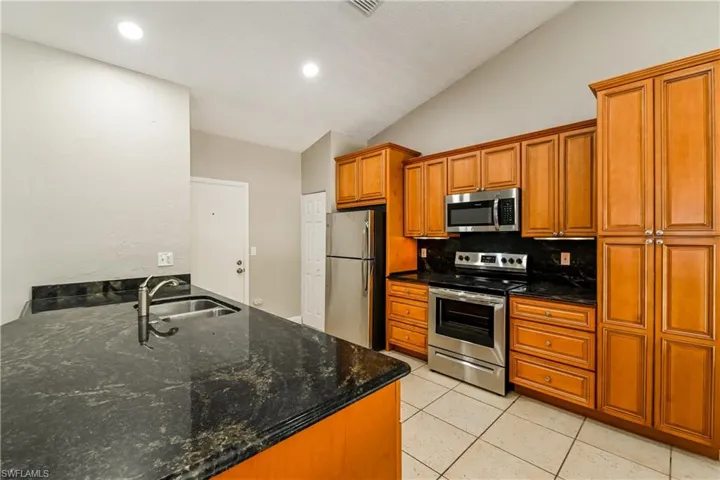 225 SW 37th  ST, Cape Coral, FL 33914
