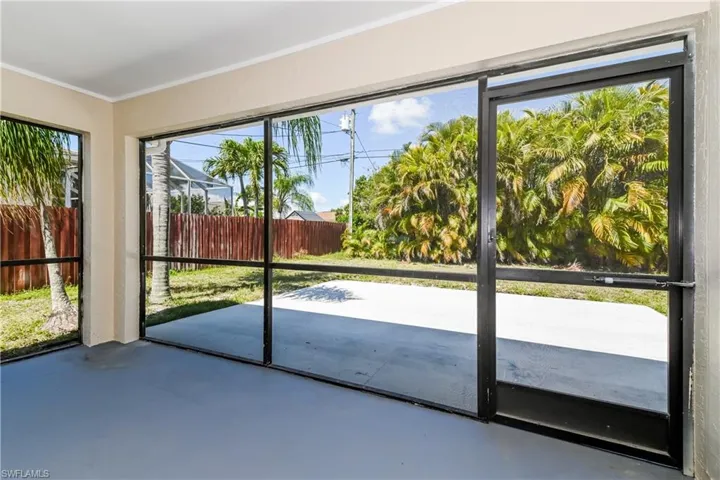 225 SW 37th  ST, Cape Coral, FL 33914