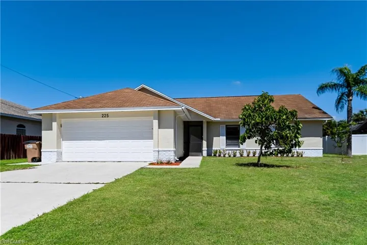 225 SW 37th  ST, Cape Coral, FL 33914