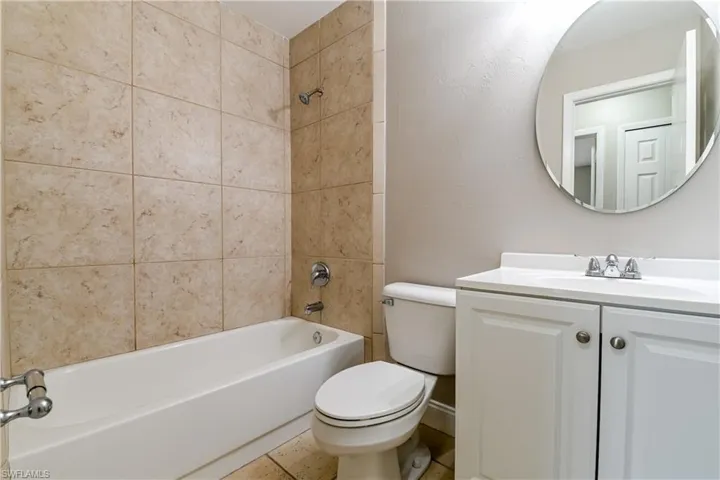 225 SW 37th  ST, Cape Coral, FL 33914