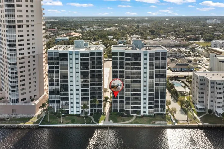 Live on the bank of the Caloosahatchee.