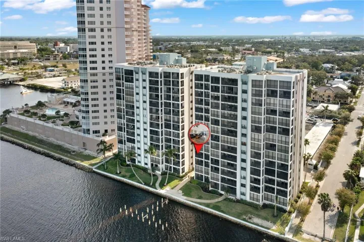 Live on the bank of the Caloosahatchee.
