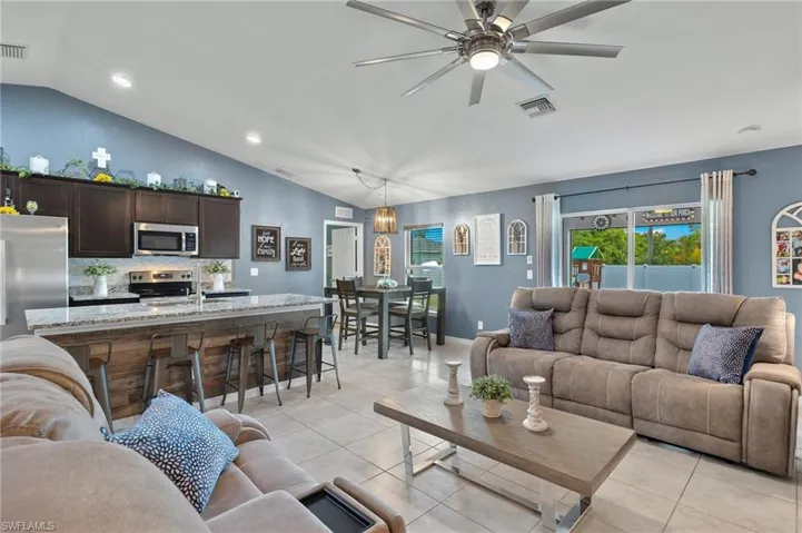 2627 Ne 4th Ave, Cape Coral Fl 33909