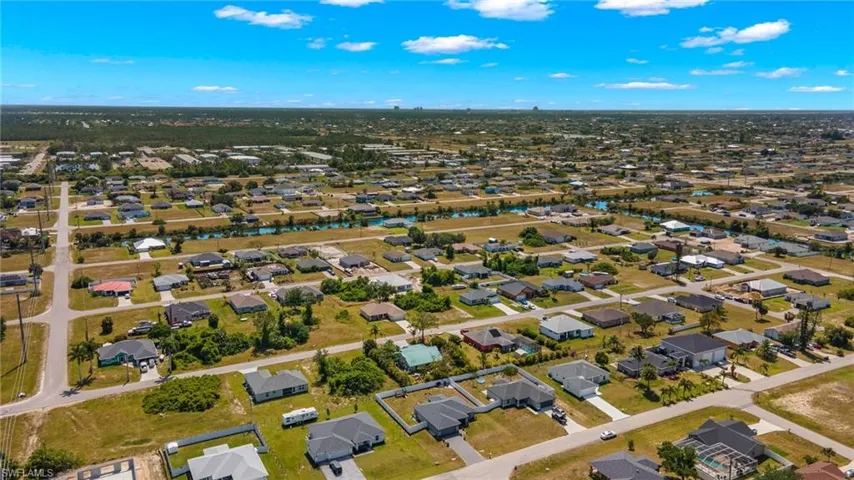 2627 Ne 4th Ave, Cape Coral Fl 33909