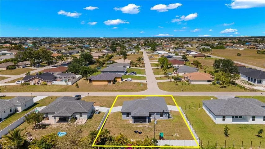 2627 Ne 4th Ave, Cape Coral Fl 33909