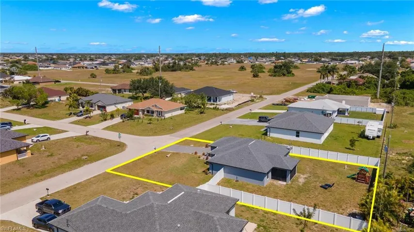 2627 Ne 4th Ave, Cape Coral Fl 33909