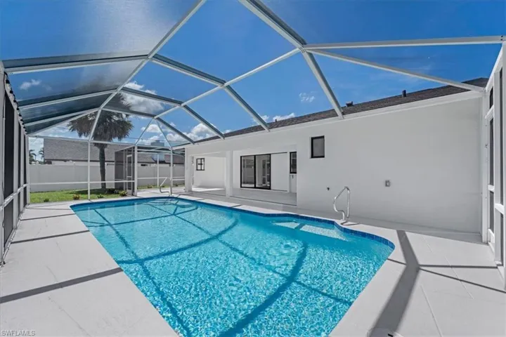623 Se 31st Ln, Cape Coral, Florida 33904