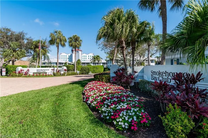Smokehouse Bay Complex Entry