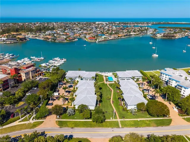 Smokehouse Bay Complex
