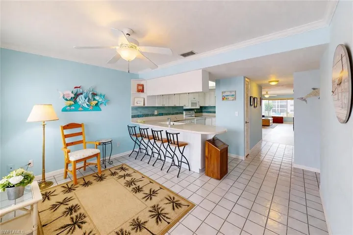 4229 Se 19th Pl 2e, Cape Coral, Florida 33904