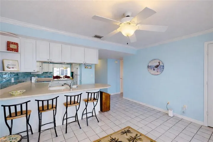 4229 Se 19th Pl 2e, Cape Coral, Florida 33904