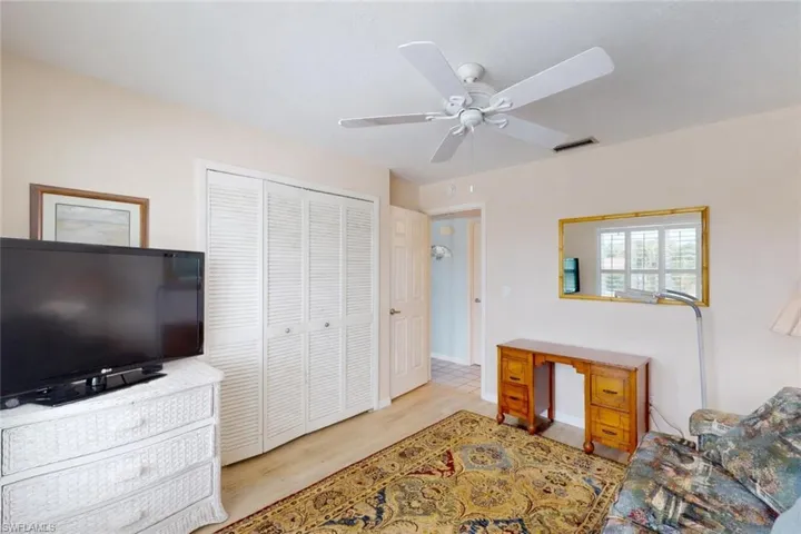 4229 Se 19th Pl 2e, Cape Coral, Florida 33904