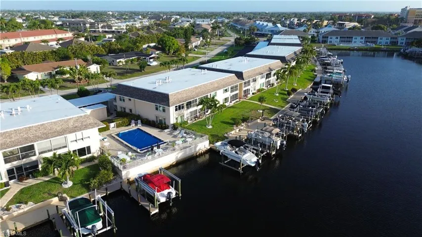 4229 Se 19th Pl 2e, Cape Coral, Florida 33904