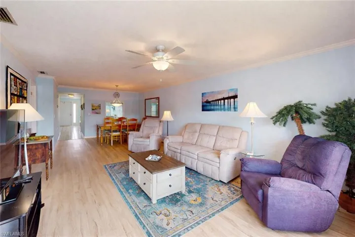 4229 Se 19th Pl 2e, Cape Coral, Florida 33904
